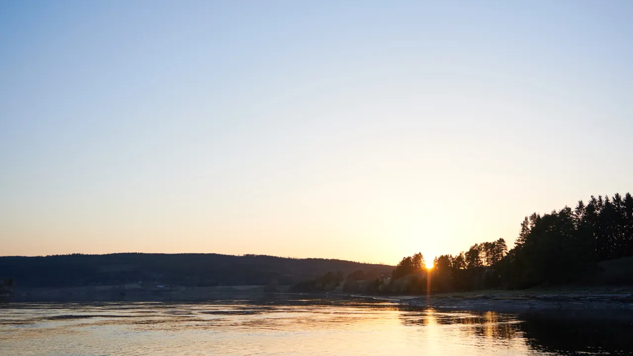 Solbedgang ved Bingsfoss ved Sørumsand i Lillestrøm kommune