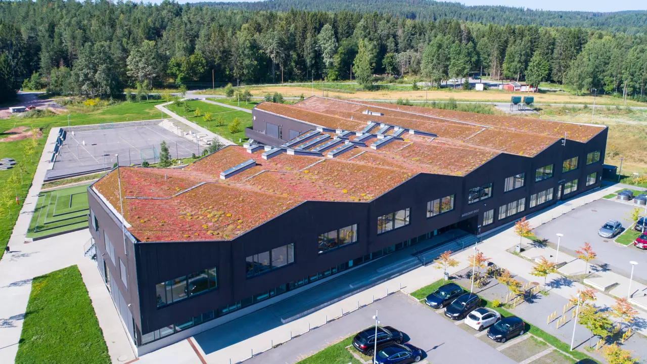 Oversiktsbilde over Bråtejordet skole