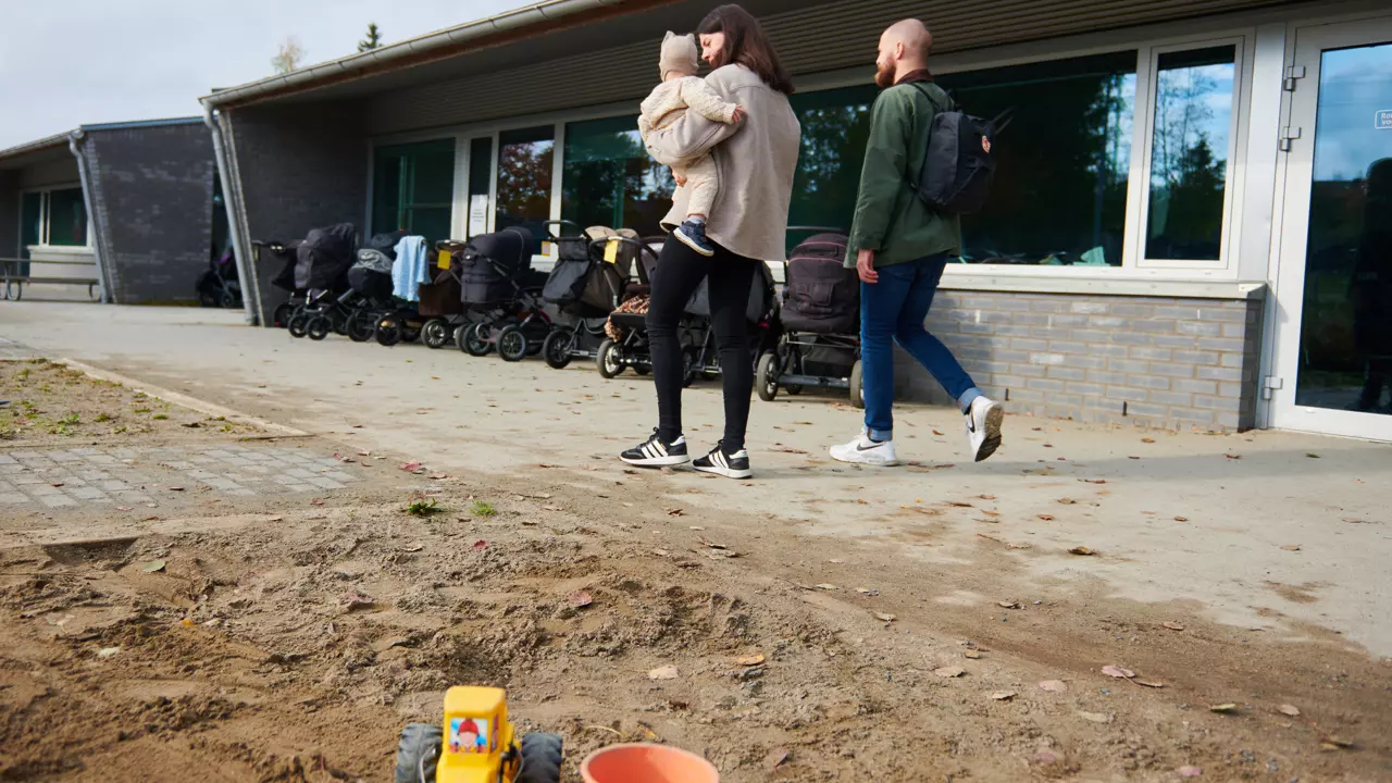 Familie levering i barnehage