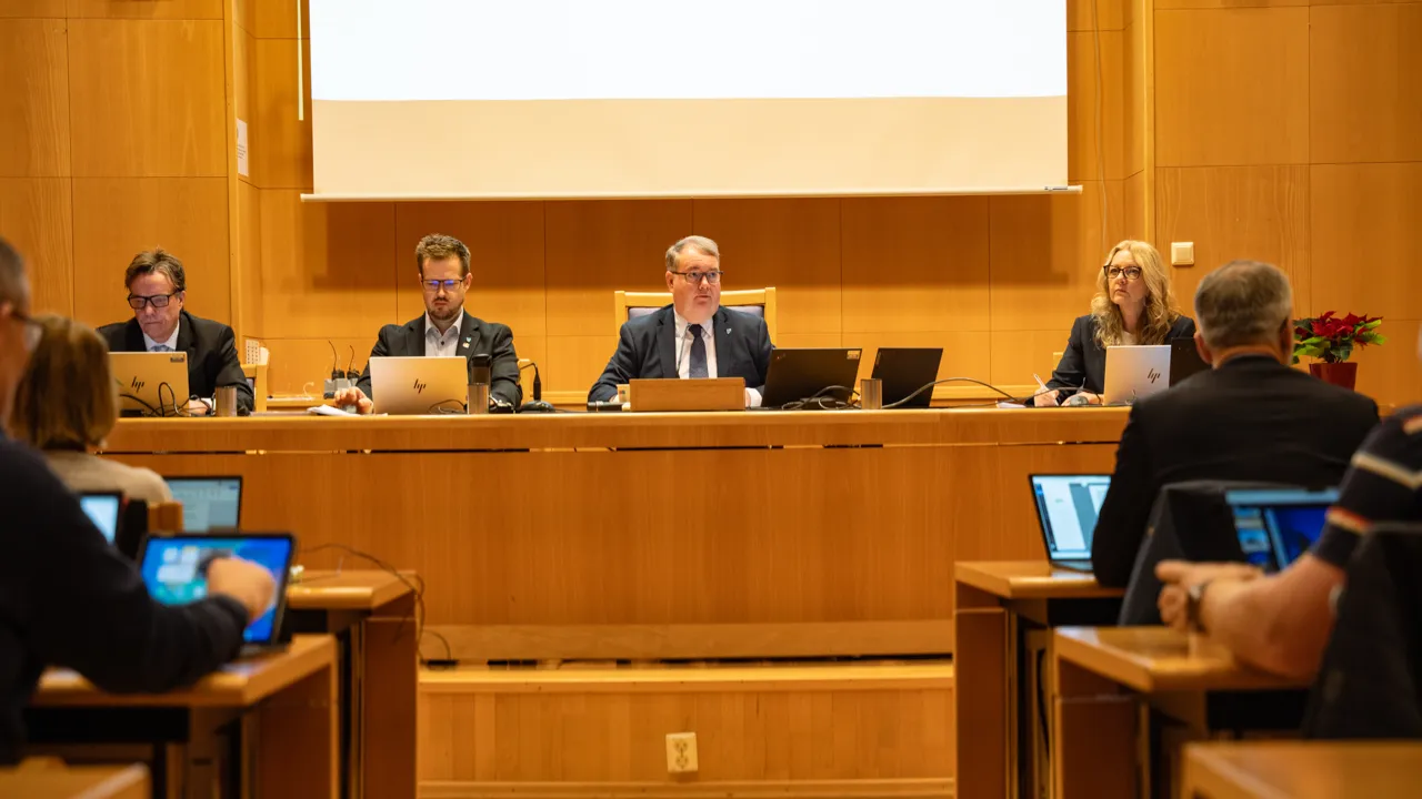 Kommunestyret samlet for kommunestyremøte i Lillestrøm