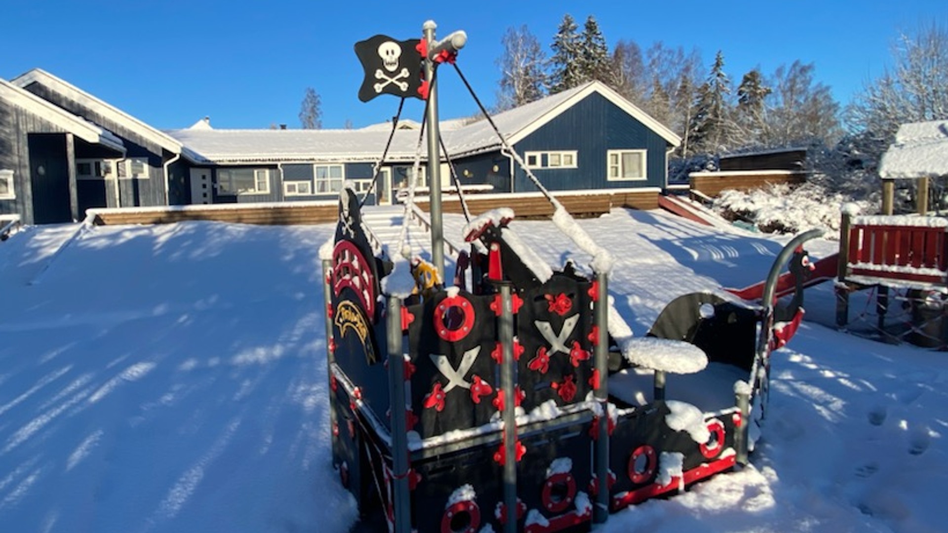 Solhaug barnehage og uteområde.